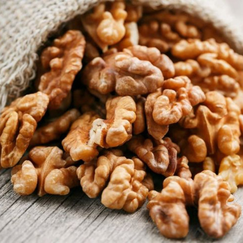 مغزگردو درجه یک مراغه